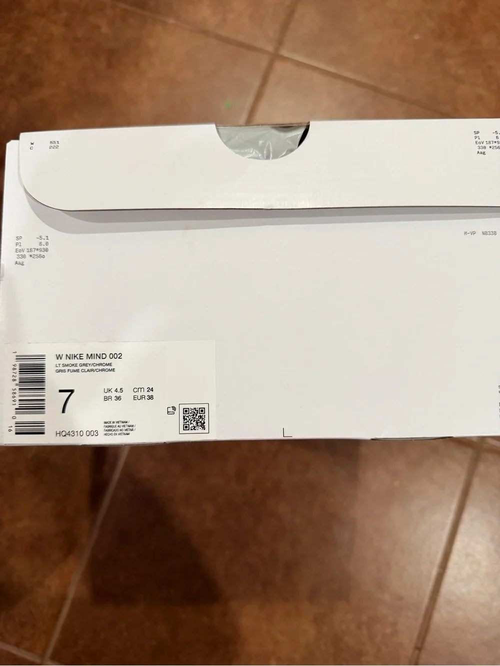 Nike Mind 02 Sneakers